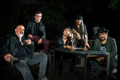 Banda Poema XX em 2025 após seu retorno