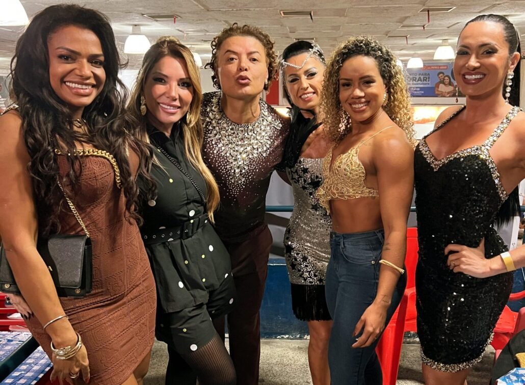 Tatiana Breia e amigos - Foto: RMello Produções / Divulgação Gardel Assessoria