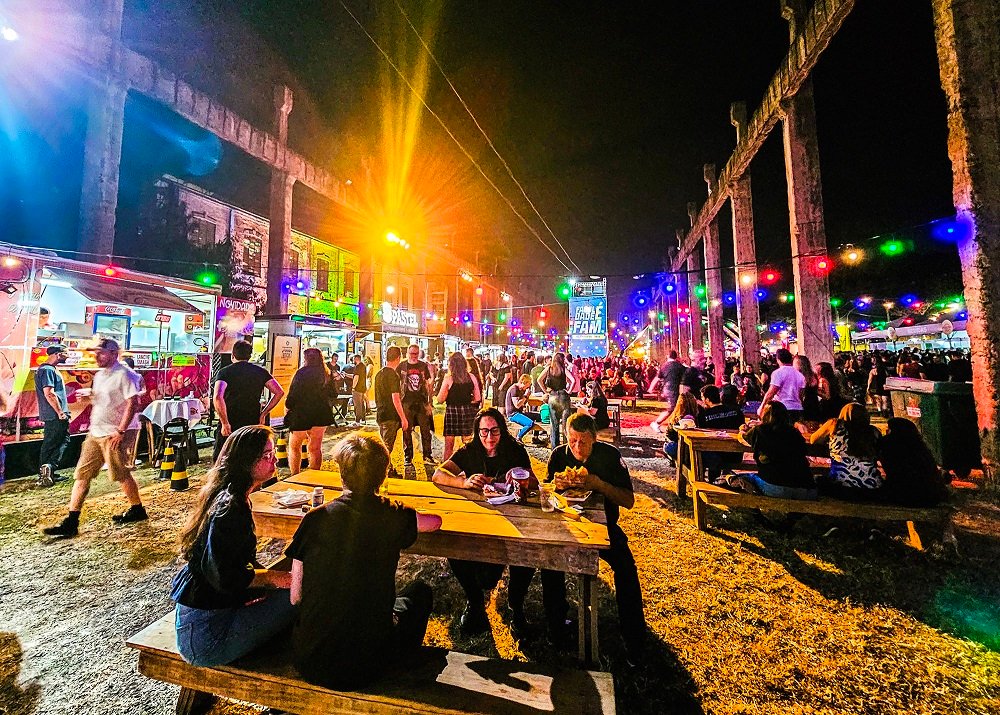 Praça de alimentação Rock Fest