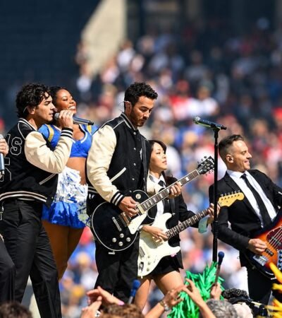 Jonas Brothers na NFL