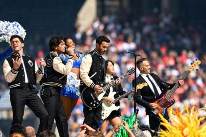 Jonas Brothers na NFL