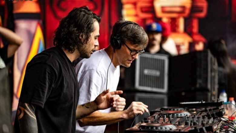 Após quatro anos tocando nas pistas, remix de Neelix e Sighter ganha lançamento oficial